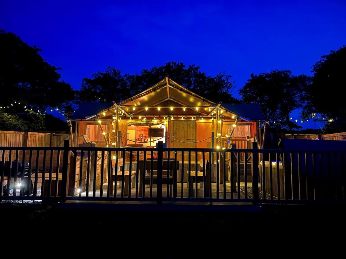Jungle Book Safari Tent Tenby Kültér fotó